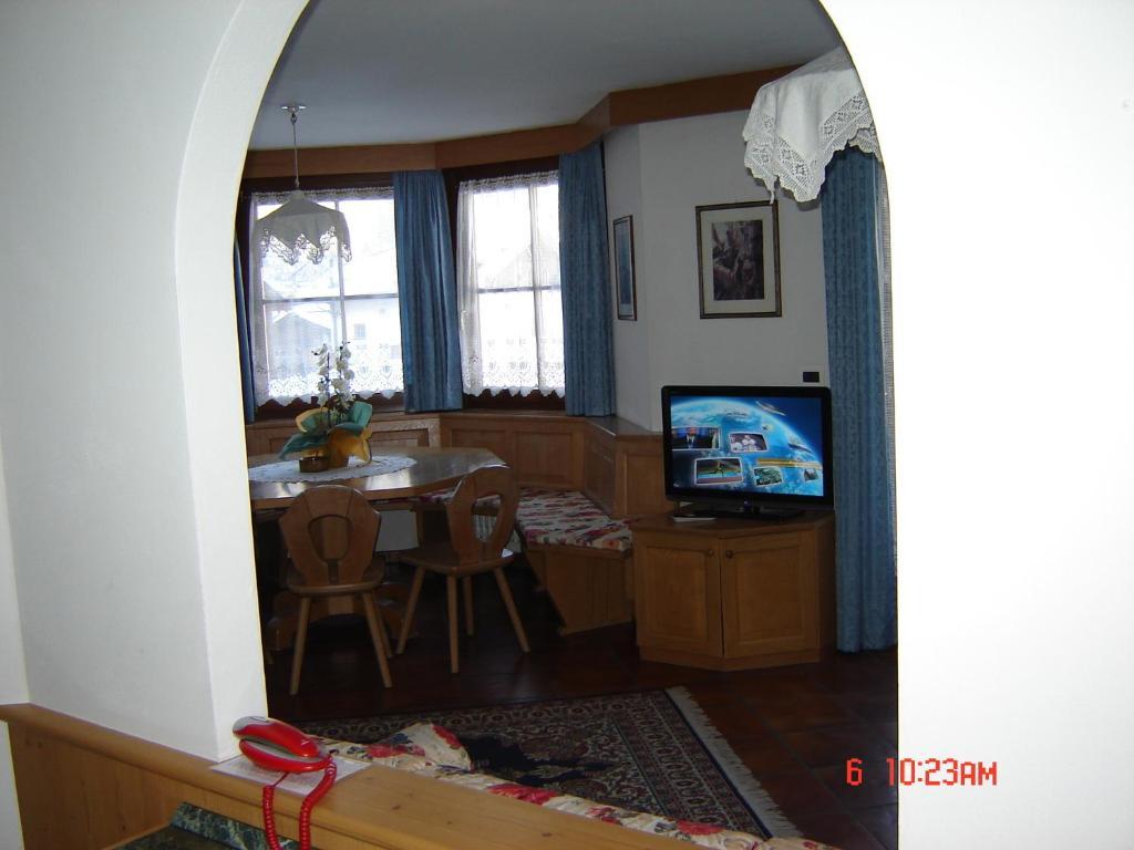 Hotel Stella Alpina Моена Стая снимка