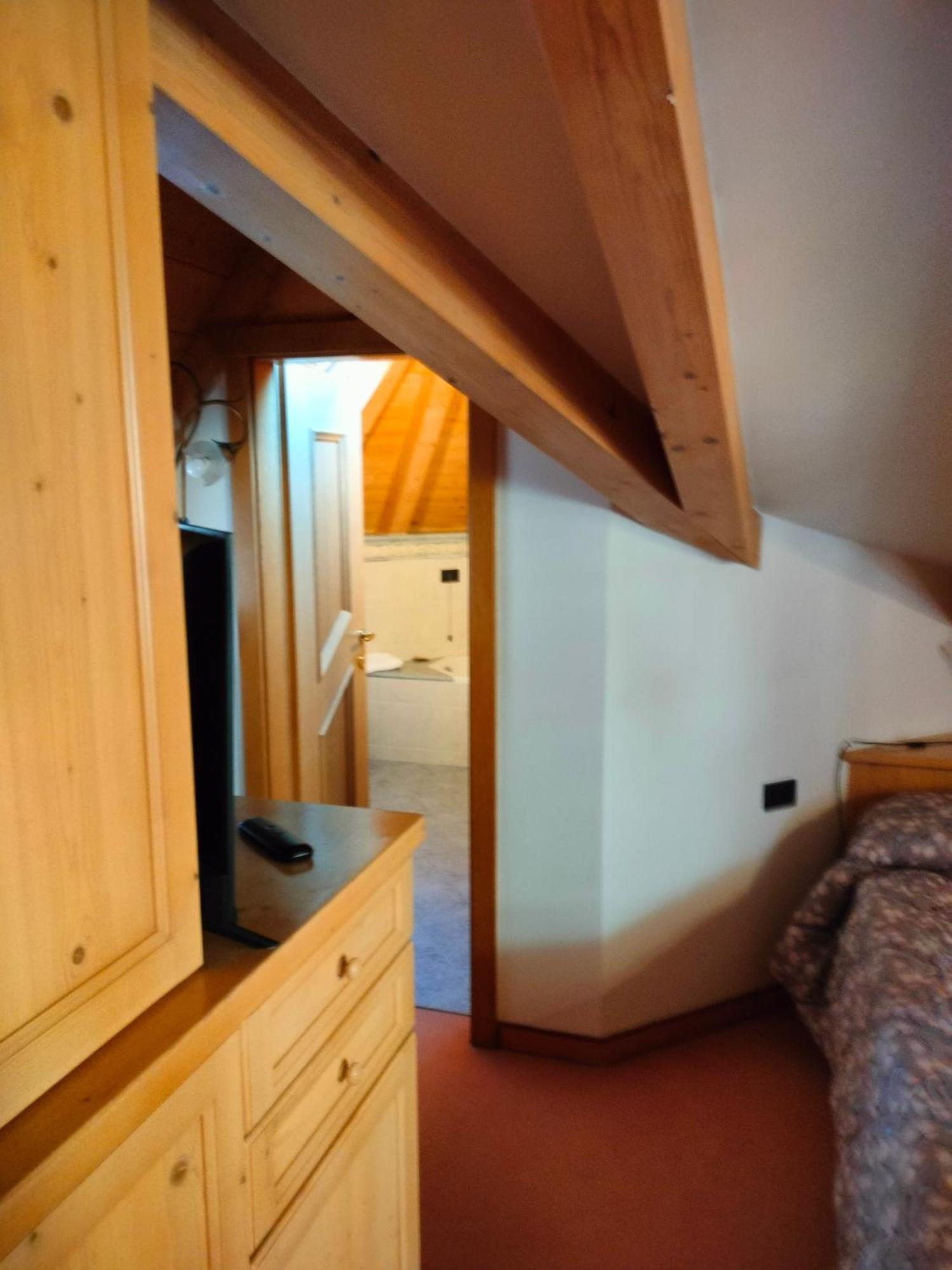 Hotel Stella Alpina Моена Екстериор снимка