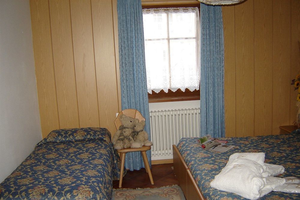 Hotel Stella Alpina Моена Екстериор снимка